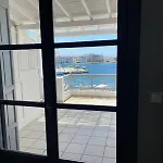 Centre With Old Port Sea View & Balcony Appartement Tínos