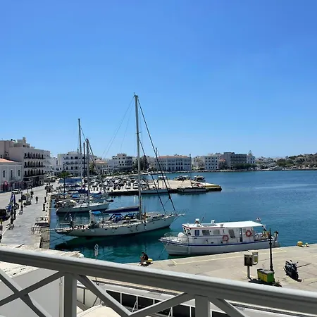 Apartamento Centre With Old Port Sea View & Balcony Tínos