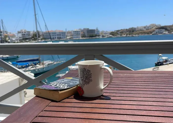 Centre With Old Port Sea View & Balcony Apartment