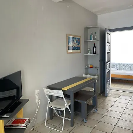 Centre With Old Port Sea View & Balcony Appartamento