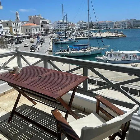 Centre With Old Port Sea View & Balcony Tínos