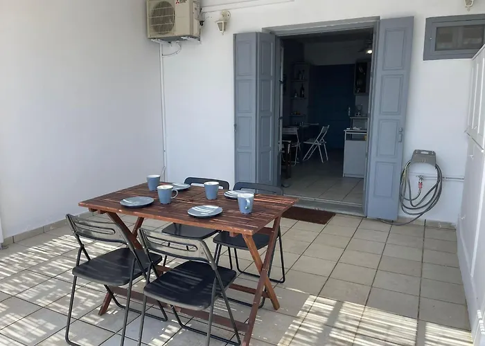 Appartement Centre With Old Port Sea View & Balcony *